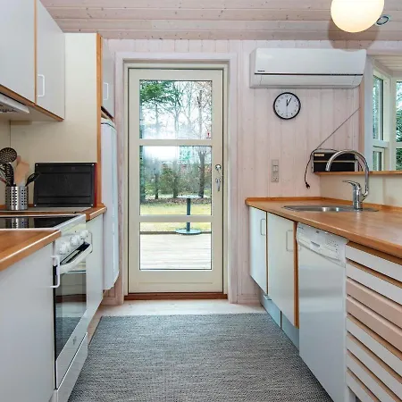 Holiday home 6 Person In Logstor *